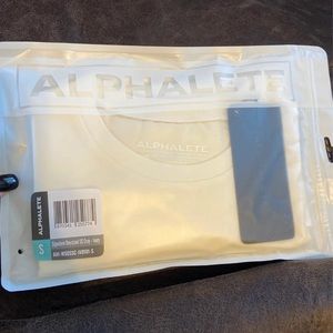 Alphalete signature crop